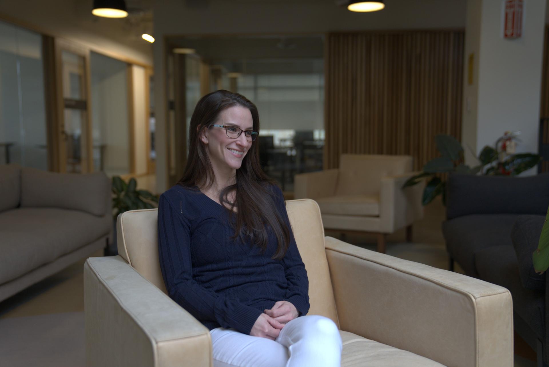 Samantha Giermek consulting with a client